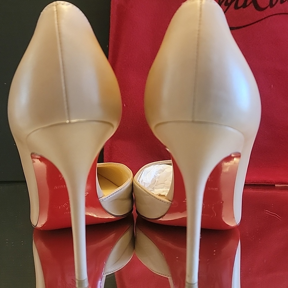 Christian Louboutins Iriza 100 Heel Nude Sz 35.5 - Picture 7 of 15